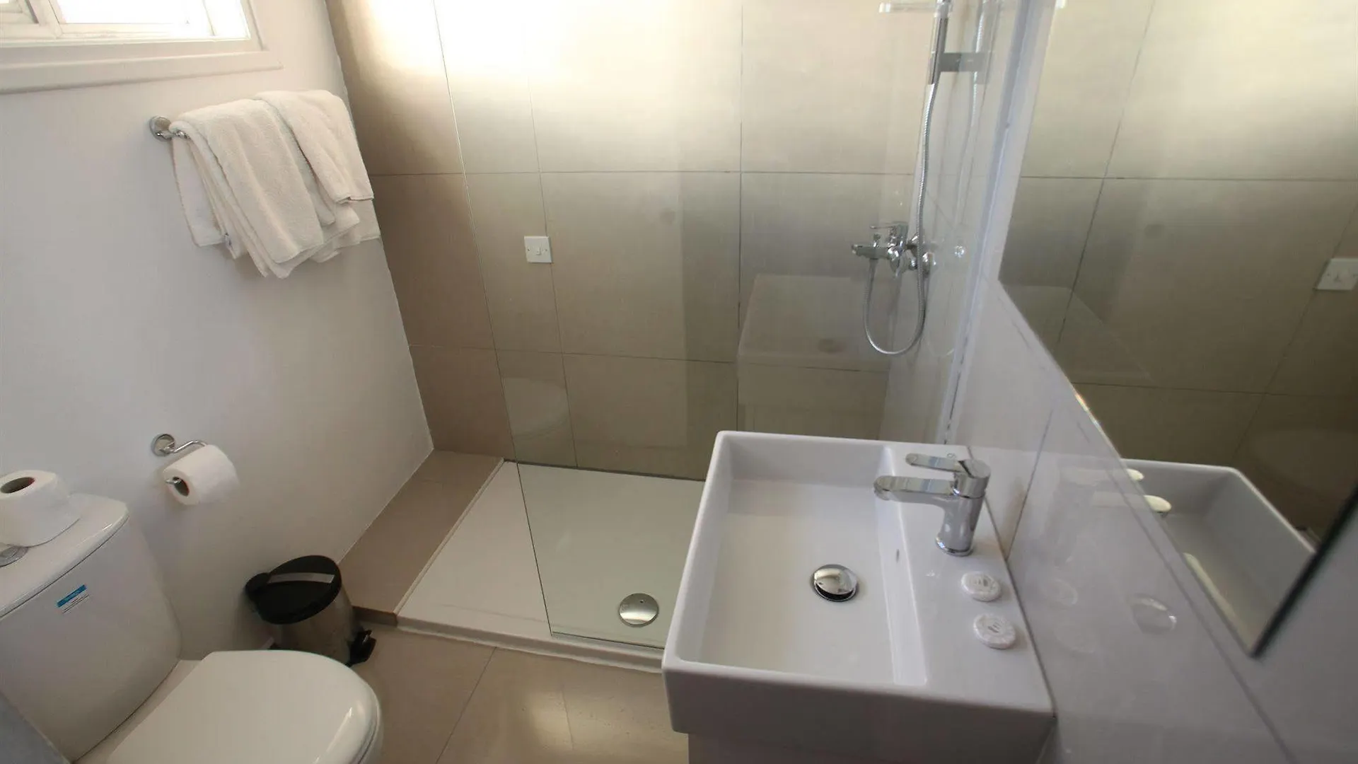 ** Aparthotel Sea Apartments Larnaca Cyprus