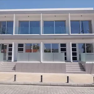 https://shalos-studios.hotelsatayianapa.com